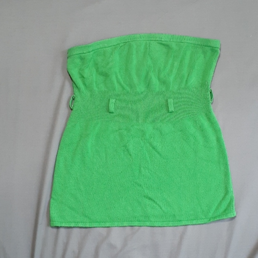 Strapless shrit